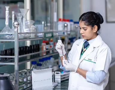 medical-lab-tech